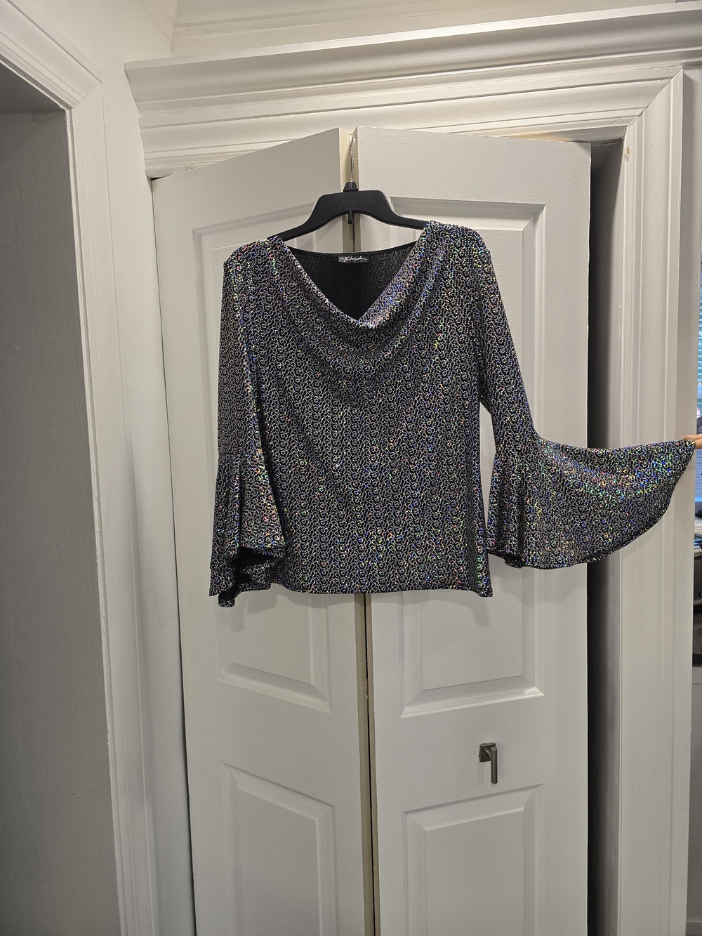 Holographic Black Cowl-Neck Bell-Sleeve Top - Picture 2 of 3